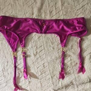 Victoria's Secret Pink Garter Belt